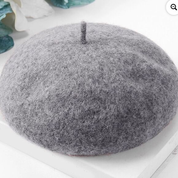 Heather Grey Wool Beret Hat (Unisex) - Picture 1 of 4